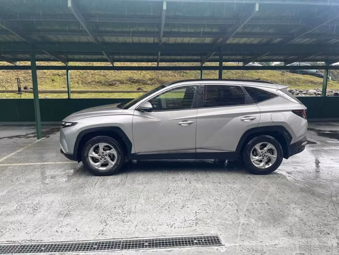 Hyundai Tucson NX4 año 2022 (financiamiento) - Imagen 2