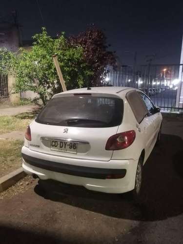 Pegueot 207 compact line año 209 .16 Hatchback - Imagen 2