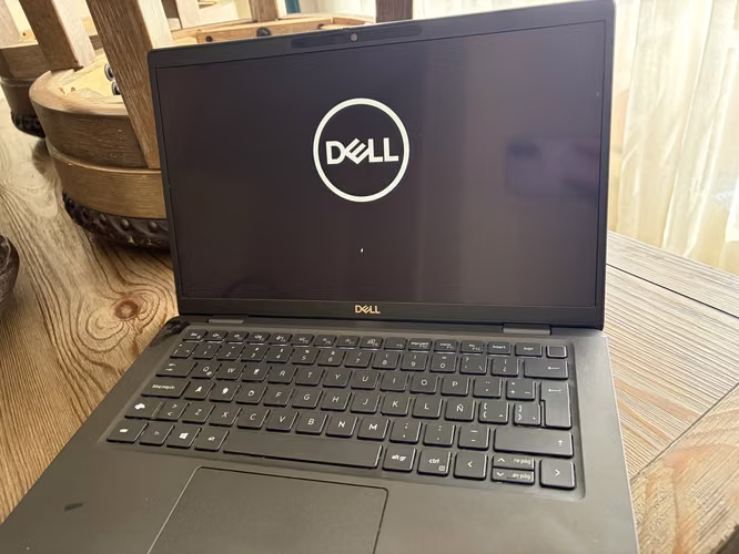 Notebook Dell Latitude 7320 Touch i7 11ª Gen / 16GB RAM / SSD 512GB - Imagen 2