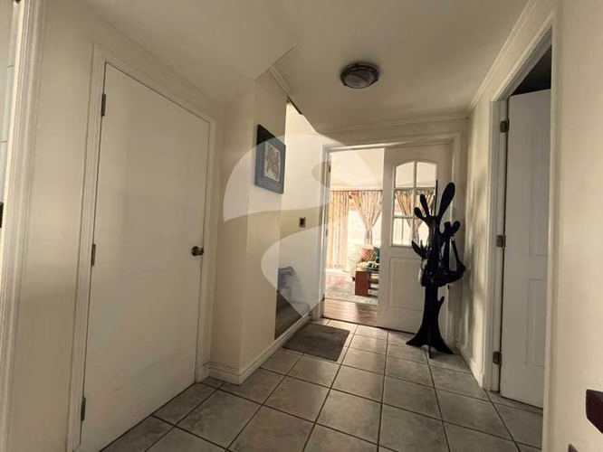 Casa Amplia y Luminosa con Gran Jardín (184770) - Imagen 3