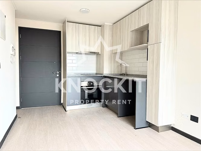 Arriendo Depto 1D1B con Estac y Bodg - En Froilan Roa 5746