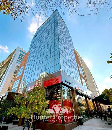 Oficina Habilitada en arriendo en Las Condes Metro El Golf