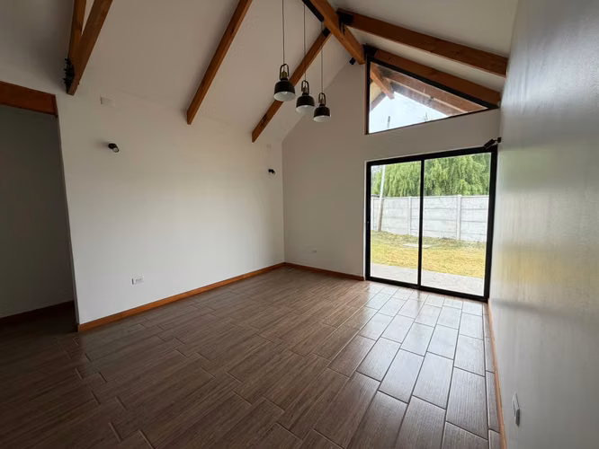 Hermosa casa en Coinco - Imagen 2