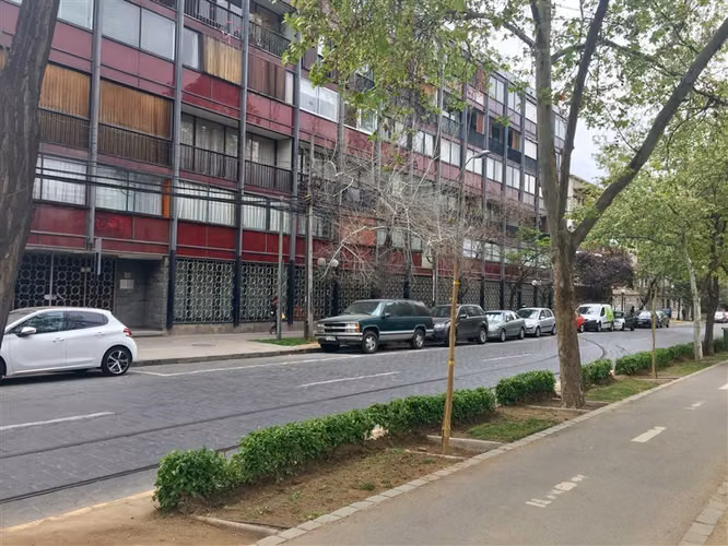 Depto duplex en arriendo de 3 dorm. en Parque Bustamante