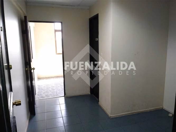 Oficina en arriendo en Maipú, 18 m2 y 2 ambientes, JSG