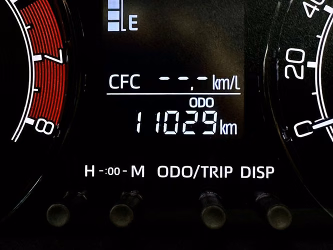 TOYOTA YARIS E MT - 2025 | 4888 - Imagen 10