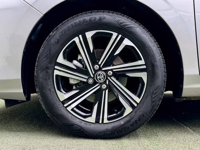 TOYOTA YARIS E MT - 2025 | 4888 - Imagen 9
