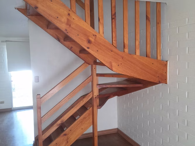 Casa 3 dormitorios en arriendo, calle Rafael Fabres, Villa Alemana