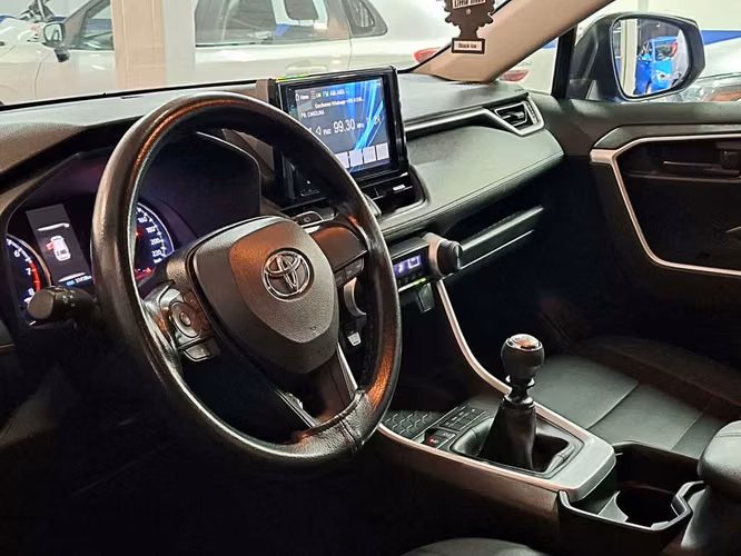 TOYOTA RAV4 2020 - Imagen 10