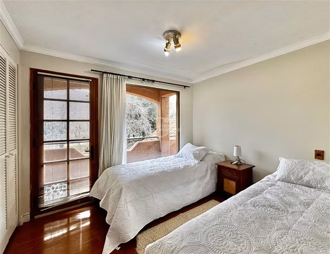 Excelente casa 5 dormitorios Golf de Manquehue/Av. El Parque - Imagen 20