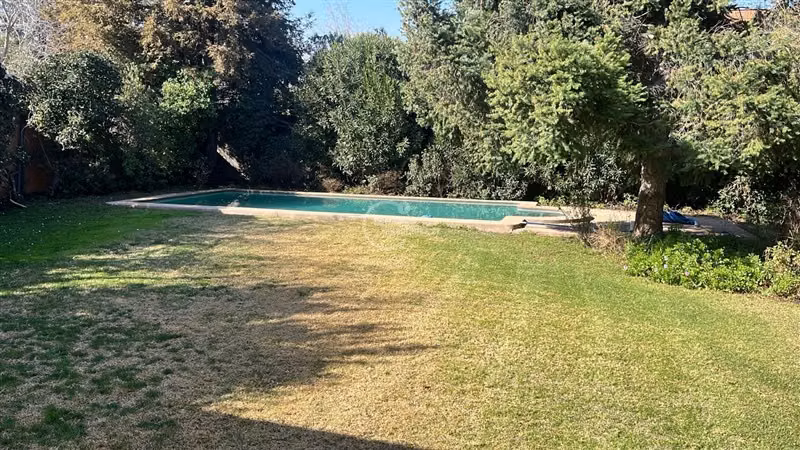 Excelente casa 5 dormitorios Golf de Manquehue/Av. El Parque - Imagen 15