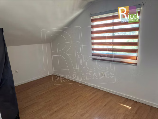 Excelente casa ubicada en primera etapa de Villa Primavera