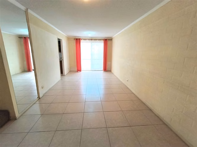 AMPLIA CASA DE DOS PISOS EN SECTOR RESIDENCIAL DE MAIPU - Imagen 16