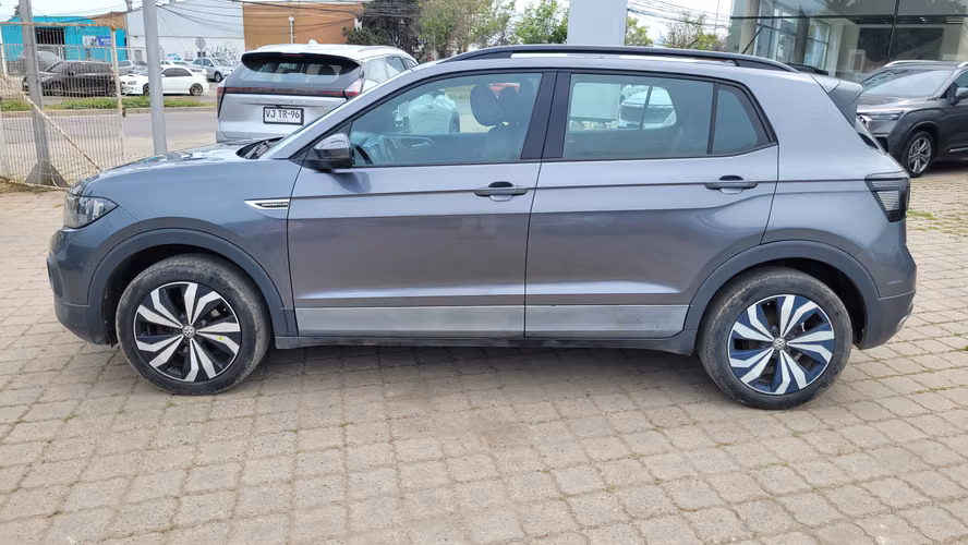 Volkswagen T CROSS HIGHLINE 1.6 FULL AUT. 1.6 • 4x2 • Automática • 2021 - Imagen 3