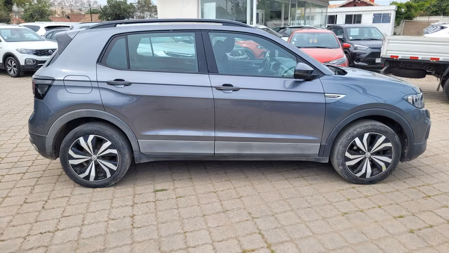 Volkswagen T CROSS HIGHLINE 1.6 FULL AUT. 1.6 • 4x2 • Automática • 2021 - Imagen 5