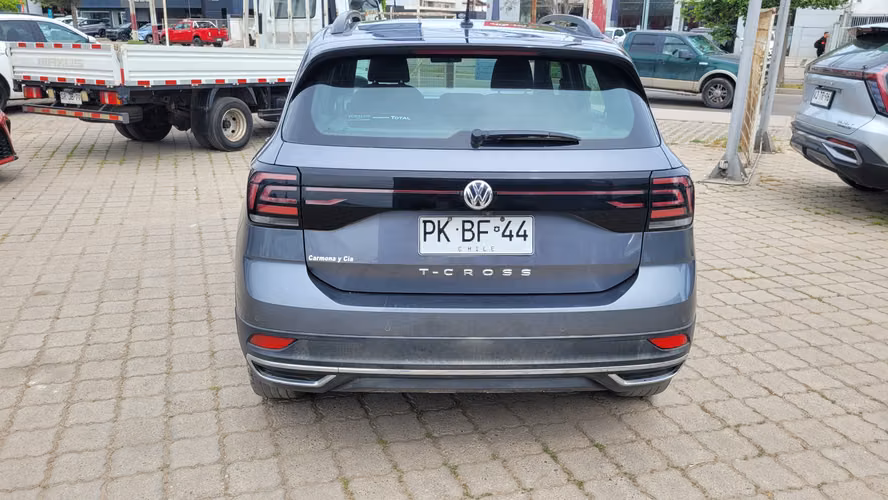 Volkswagen T CROSS HIGHLINE 1.6 FULL AUT. 1.6 • 4x2 • Automática • 2021 - Imagen 8