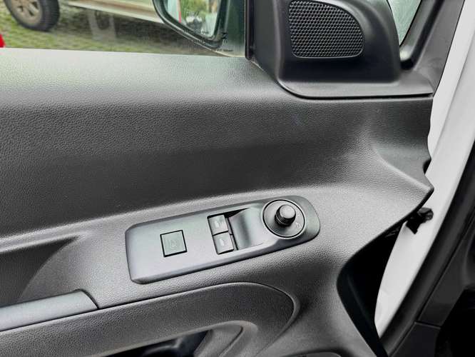 CITROEN BERLINGO DIESEL 1.5 MEC 6 VEL SOLO 49.000 KM VER EN LAS CONDES 2024
