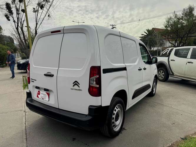 CITROEN BERLINGO DIESEL 1.5 MEC 6 VEL SOLO 49.000 KM VER EN LAS CONDES 2024