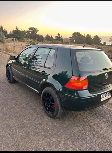 Volkswagen Golf 1.6