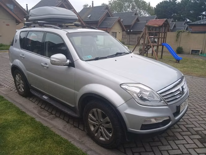 Ssangyong Rexton 2015 full equipo 4x4