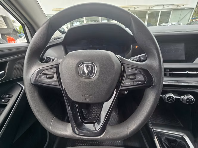 CHANGAN CS15 1.5 COMFORT MT - Imagen 12