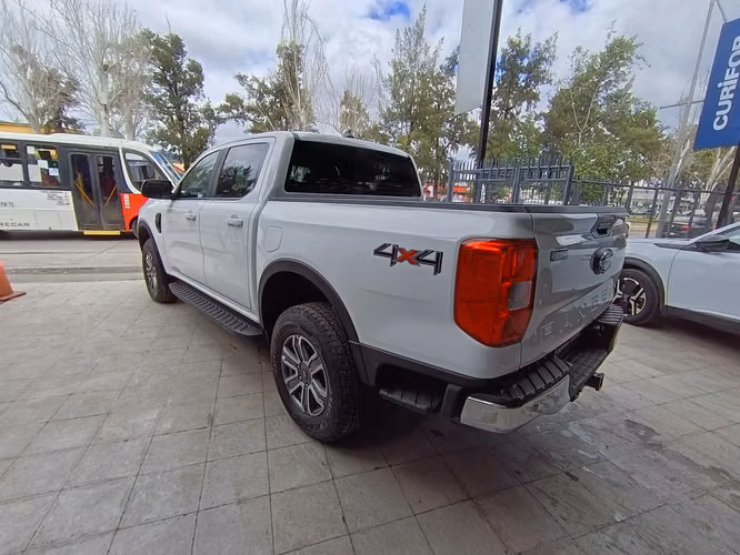 FORD RANGER 2.0 XLT AT 4X4 - Imagen 8