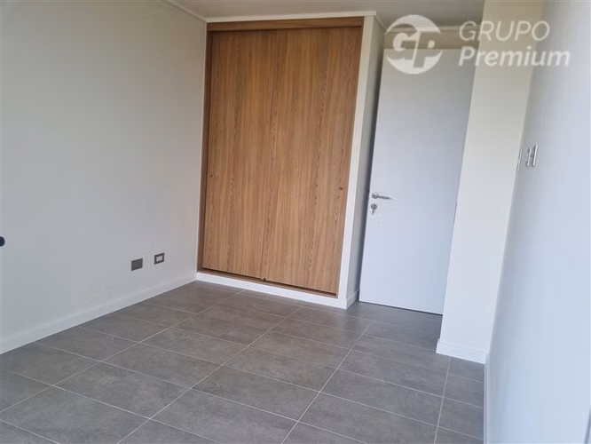 Departamento nuevoi estilo mariposa en arriendo