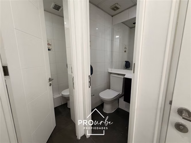 Oficina en arriendo en Providencia - Imagen 4