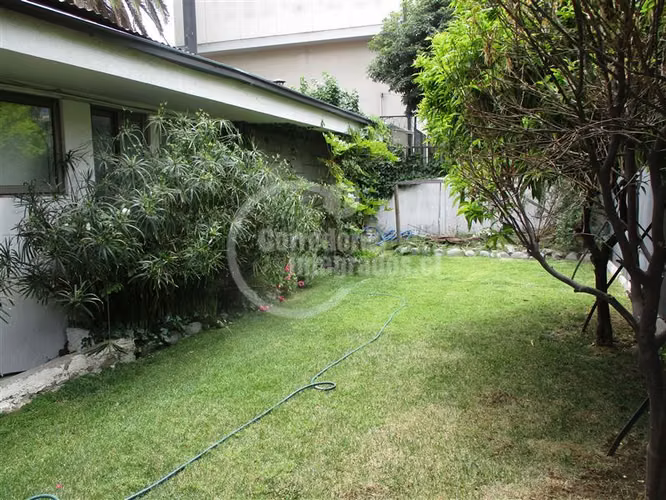CasaVenta Providencia Alberto Risopatron arrendada - Imagen 4