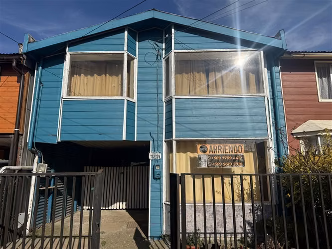 Casa en arriendo de 3 dorm. 1 baño en Puerto Montt