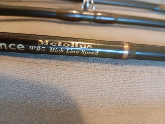 Vendo caña mosquera G. Loomis StreamDance Metolius #5 — $350.000 conversables