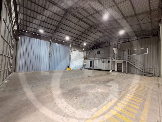 Espectacular Galpón de 550 m2 en San Joaquín  (185079)
