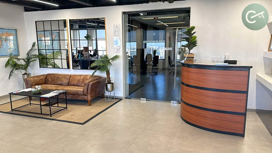  AMPLIA OFICINA DE 360 M² EN ARRIENDO | PLANTA ABIERTA 2 BOX