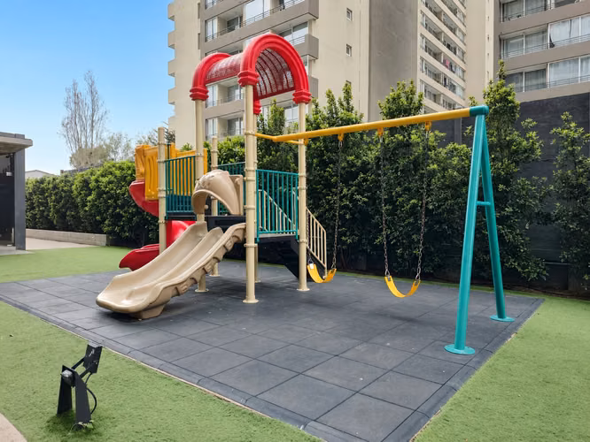Departamento con jardín privado - Metro Las Torres - Imagen 22