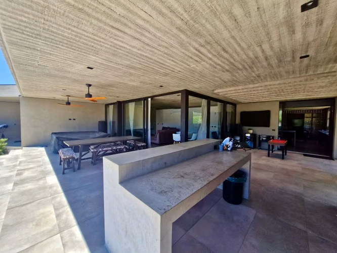 VENTA DE MODERNA Y EXCLUSIVA CASA EN LIMACHE - Imagen 22