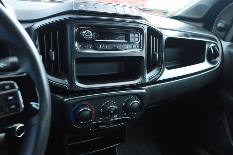 CAMIONETA RAM 700 DOBLE CABINA 2023 UN SOLO DUEÑO 1.4L BENCINA MT - Imagen 11