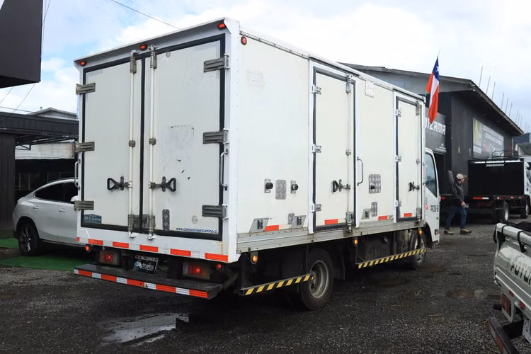 CAMION CHEVROLET NKR 2021 CARROCERIA FRIO CON AC FULL EQUIPO FACTURABLE