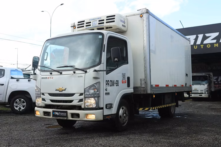 CAMION CHEVROLET NKR 2021 CARROCERIA FRIO CON AC FULL EQUIPO FACTURABLE