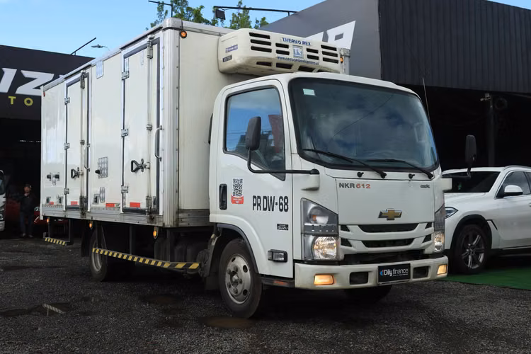 CAMION CHEVROLET NKR 2021 CARROCERIA FRIO CON AC FULL EQUIPO FACTURABLE