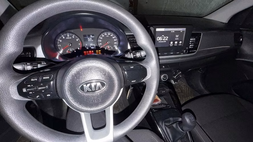 VENDO KIA RIO 5 2020 FULL