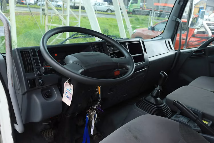 CAMION CHEVROLET FRR CHASIS UNICO DUEÑO 2021 PARA 8000KG AL DIA FACTURABLE