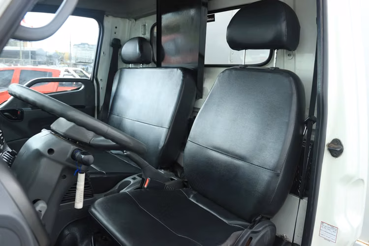 CAMION CERRADO HYUNDAI HD78 AÑO 2020 PARA 5000KG AL DIA FACTURABLE