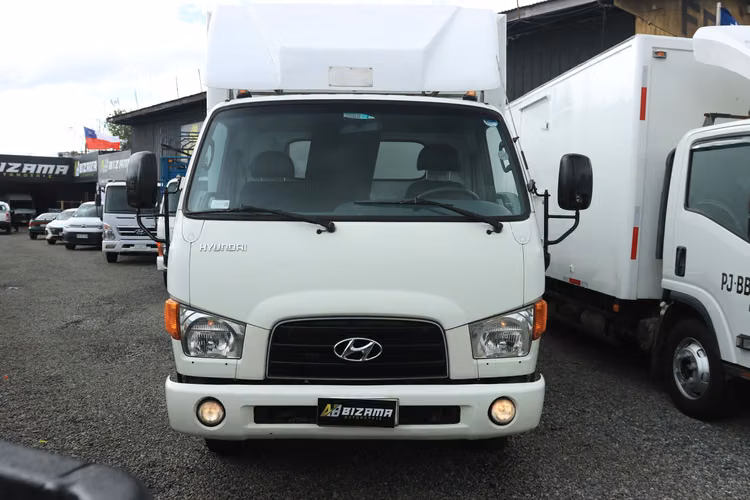 CAMION CERRADO HYUNDAI HD78 AÑO 2020 PARA 5000KG AL DIA FACTURABLE