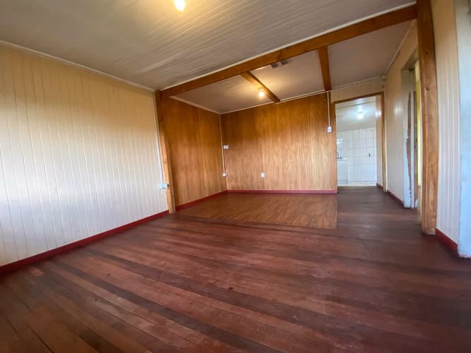 CASA EN CINCO NORTE, TEMUCO  2 DORMITORIOS, AMPLIO TERRENO - Imagen 12