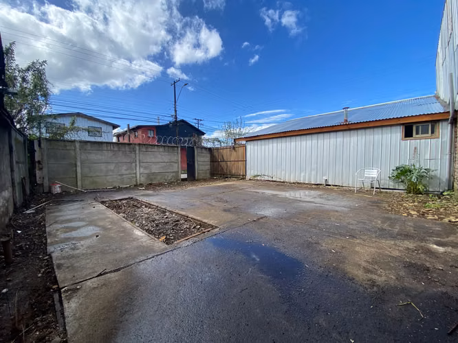 CASA EN CINCO NORTE, TEMUCO  2 DORMITORIOS, AMPLIO TERRENO - Imagen 8