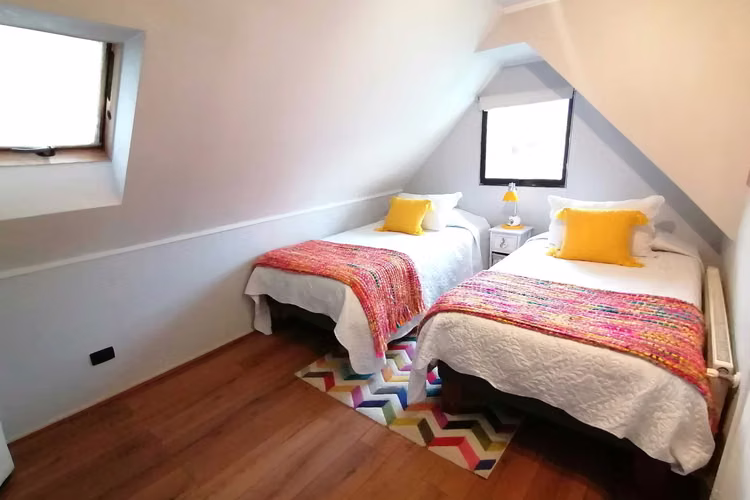 EXCLUSIVA CASA! 5D+5B+PISCINA+QUINCHO (185094) - Imagen 21