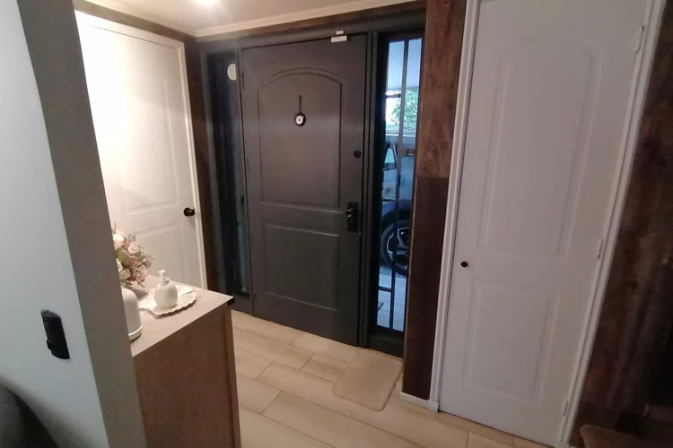 EXCLUSIVA CASA! 5D+5B+PISCINA+QUINCHO (185094) - Imagen 2