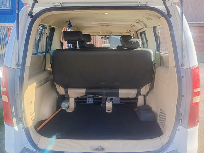 Hyundai h1 2018 AT