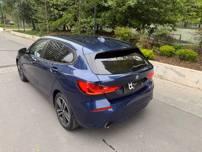 BMW 118I 1.5 AUT 2021 - Imagen 7