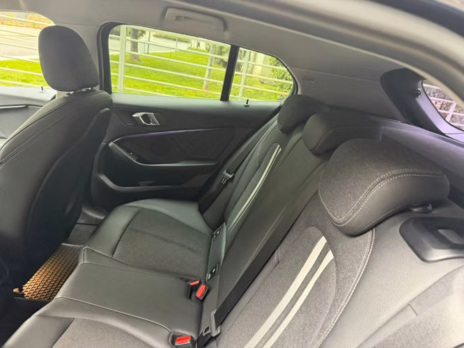 BMW 118I 1.5 AUT 2021 - Imagen 20